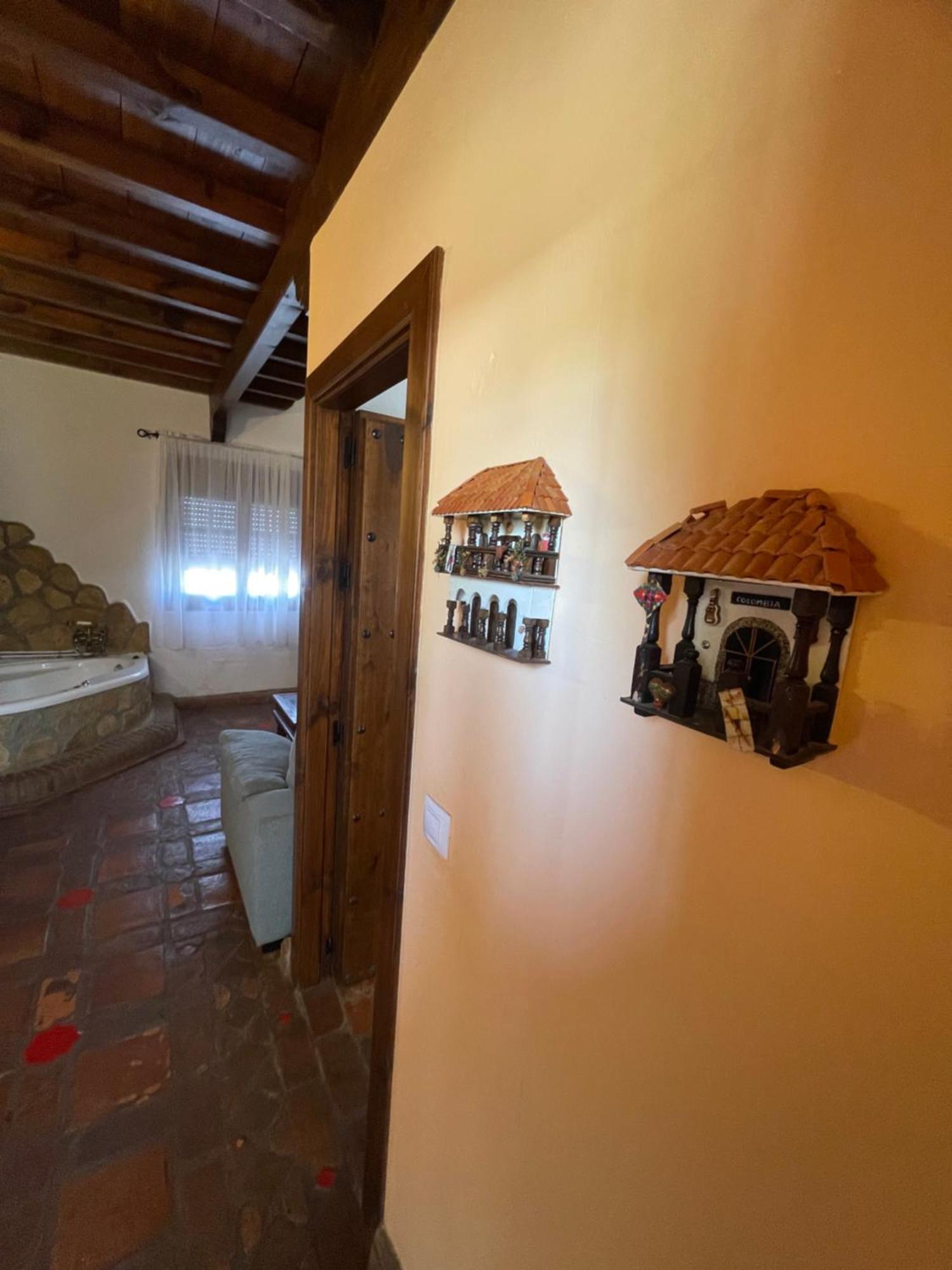 Hotel La Hacienda Del Marquesado Albunan Esterno foto