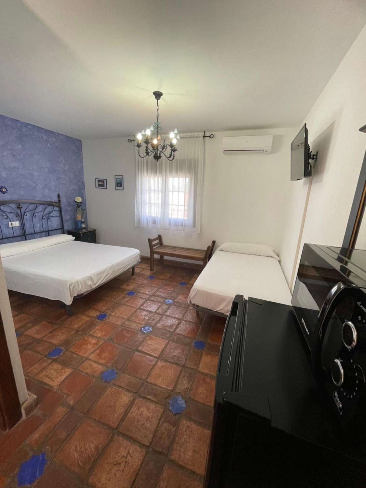 Hotel La Hacienda Del Marquesado Albunan Esterno foto