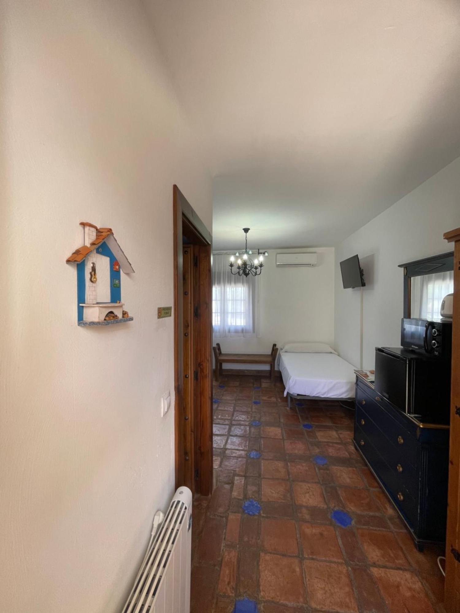 Hotel La Hacienda Del Marquesado Albunan Esterno foto