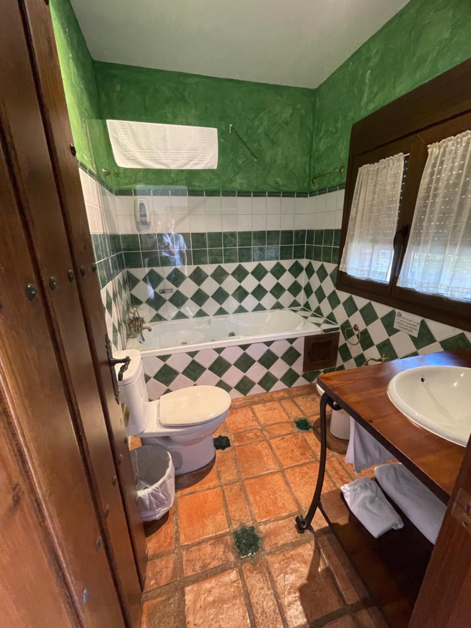 Hotel La Hacienda Del Marquesado Albunan Esterno foto