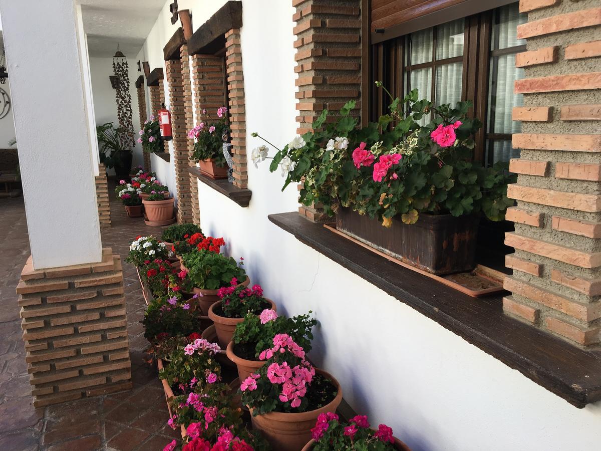 Hotel La Hacienda Del Marquesado Albunan Esterno foto